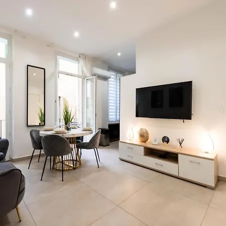 Résidence Moderne En Plein Centre ! - Moderne En Plein Centre ! Mae-2463 Cannes