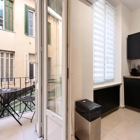 Résidence Moderne En Plein Centre ! - Moderne En Plein Centre ! Mae-2463